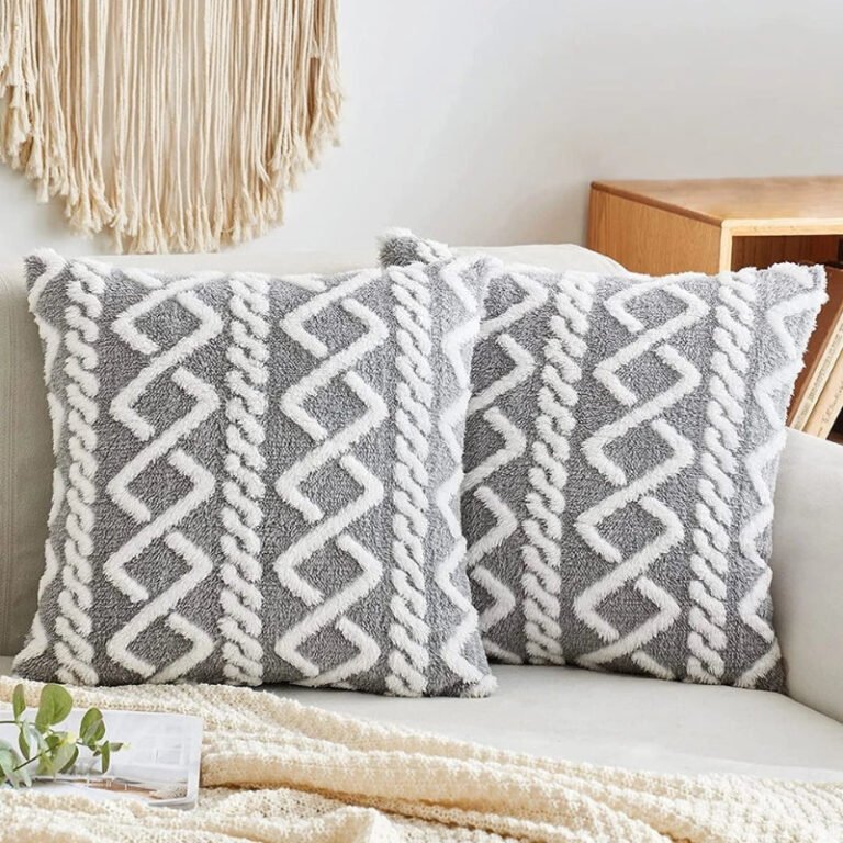 Housse De Coussin Croisee Pilou Pilou Grise